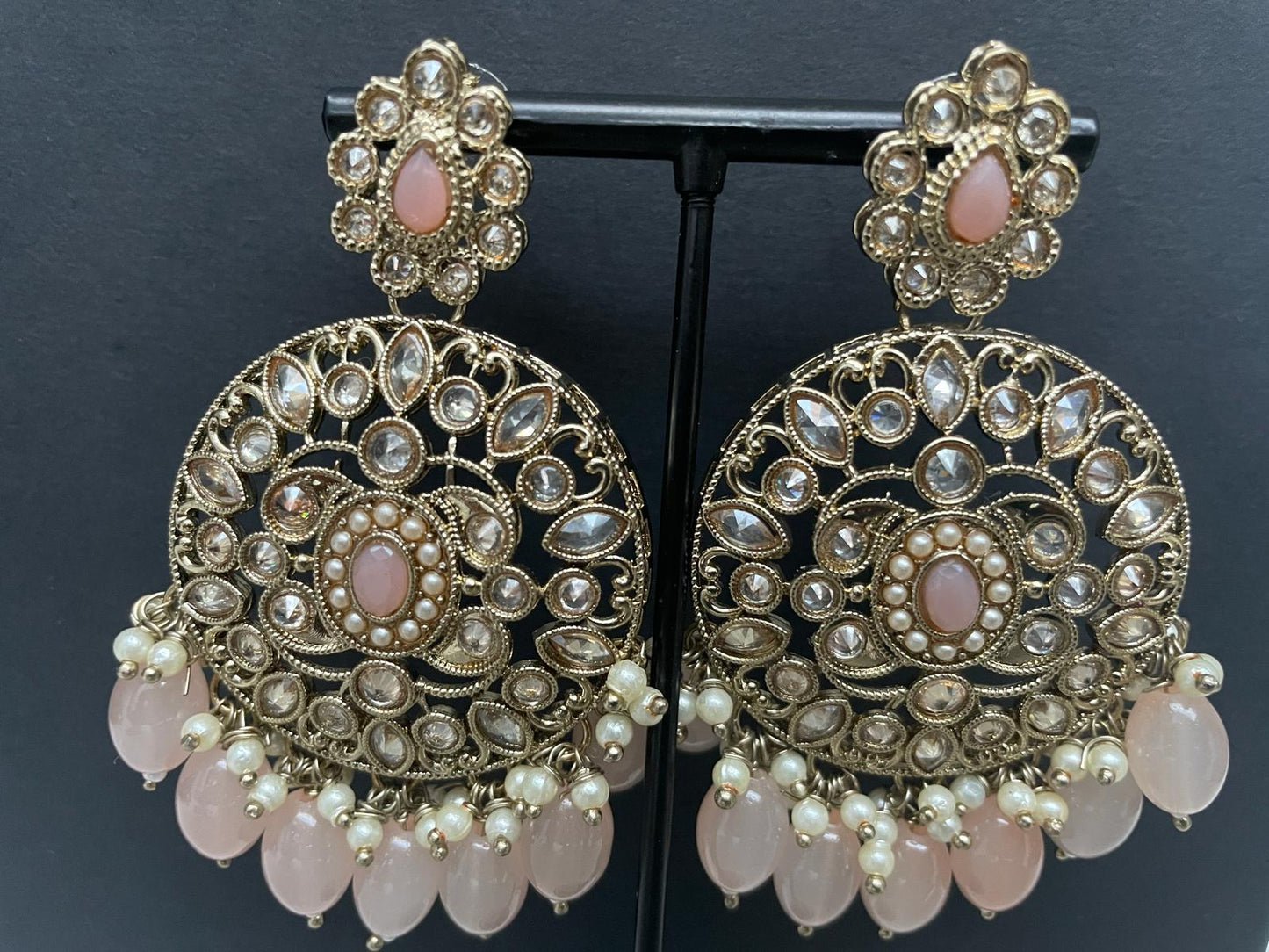 Asees- Kundan Polki Necklace set with Tikka