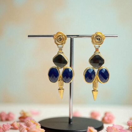 Ravya Earring