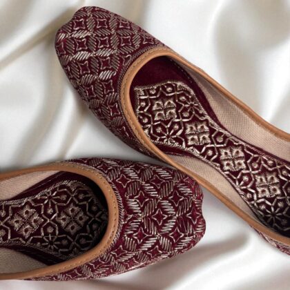 Vegan Jutti - Maroon Phulkari